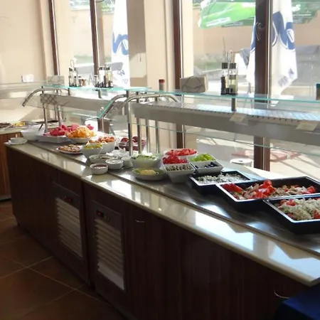 Moreto Seaside Aparthotel