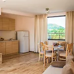 Moreto Seaside Aparthotel 3*