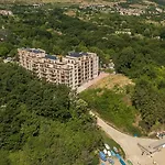 Moreto Seaside Aparthotel 3*