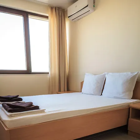 Moreto Seaside 3* ابزور