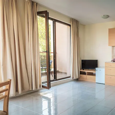 شقة فندقية Moreto Seaside 3*