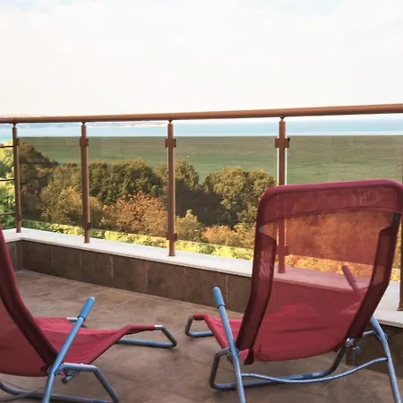 Moreto Seaside شقة فندقية