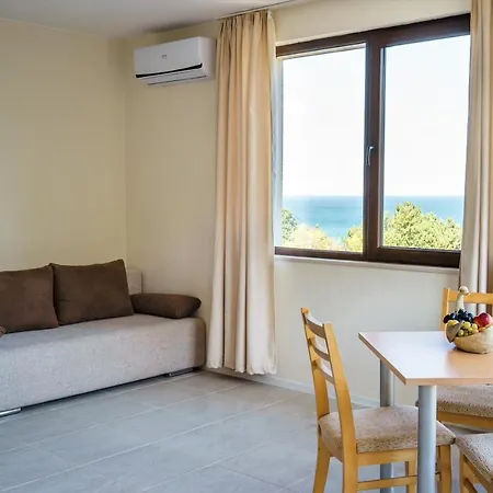 Moreto Seaside شقة فندقية ابزور