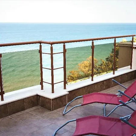 Moreto Seaside شقة فندقية 3*