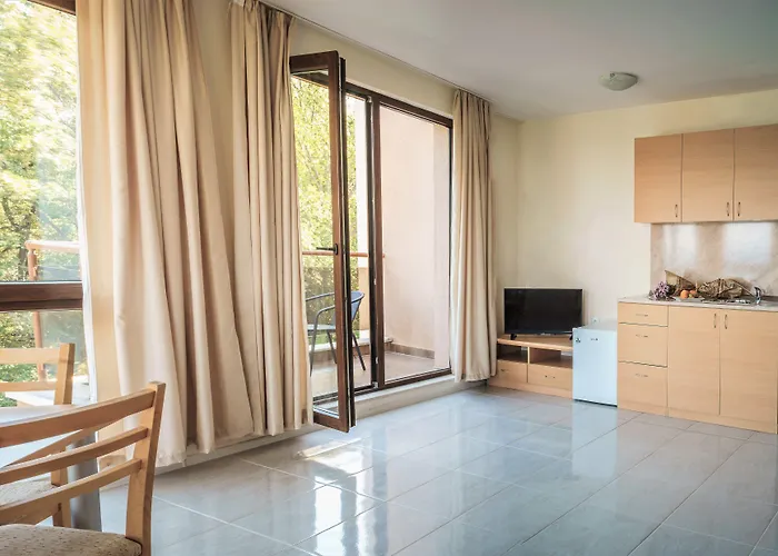 Aparthotel Moreto Seaside 3*