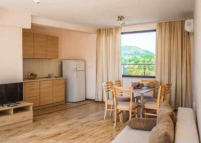 Aparthotel Moreto Seaside